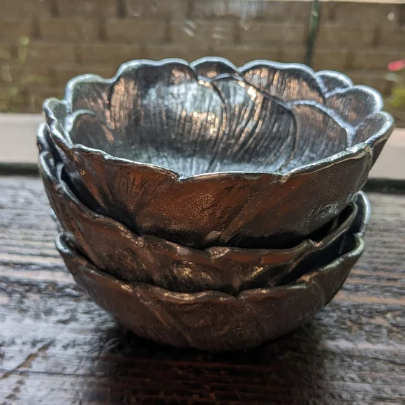 3 Martha Stewart Silver Floral Nut Bowls - Picture 12 of 12